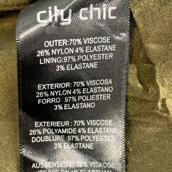 City Chic Women's Trendy Asymmetrical‎ Buttoned Corset Top Size 22 - Picture 10 of 14